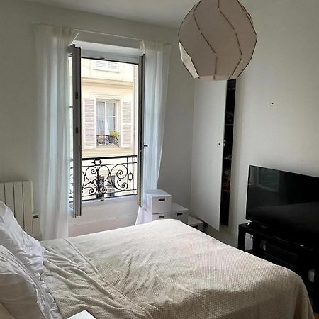 Modern Appartement W/ Tour Eiffel View In The 7Th París Exterior foto